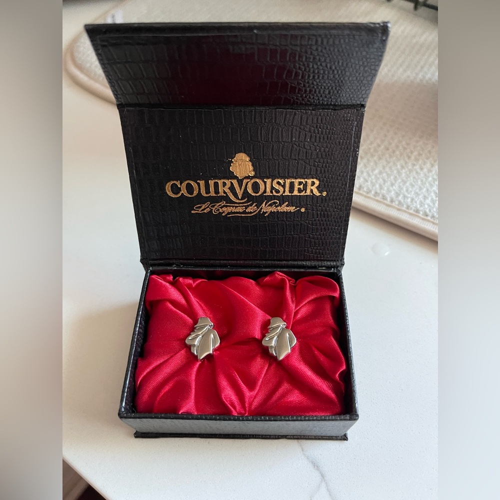 Courvoisier Le Cognac de Napoleon Cuff Links Silver Tone BOXED NEW